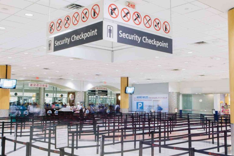 Disgruntled TSA agent accidentally shoots himself at Atlanta airport